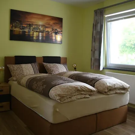Boarding House * Цвайбрюккен